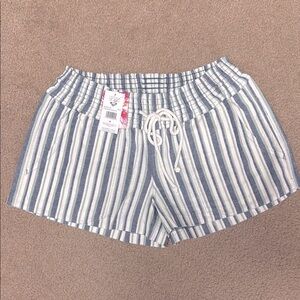 Roxy Oceanside Women's Shorts - Medium
